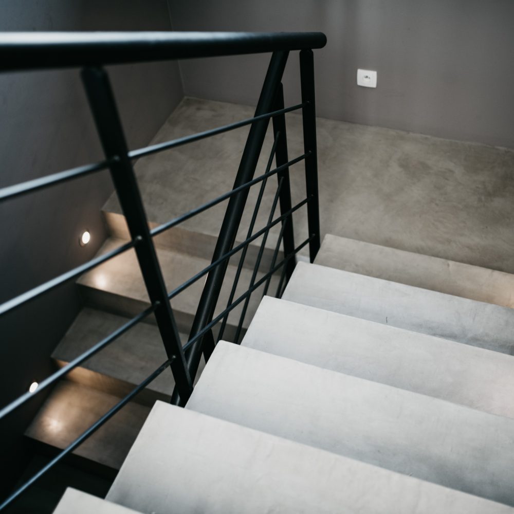 artisan-escalier-beton-cire-haute-savoie-5